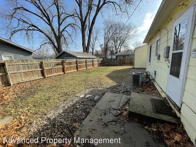 Main picture of 2000 Hayes Dr