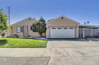 Main picture of 986 Pope Way
