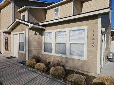 Main picture of 11050 W Garverdale Ln