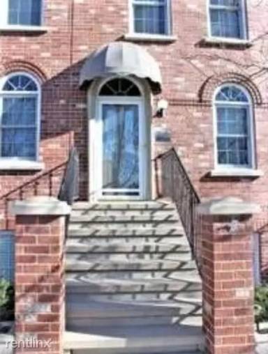 Main picture of 5426 Sunset Dr