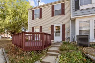 Main picture of 2302 Greenwood Dr