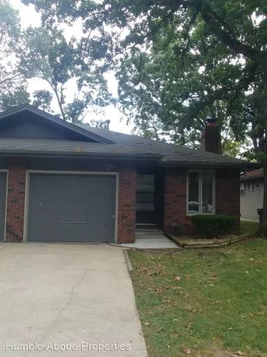 Main picture of 3304B E Portland St