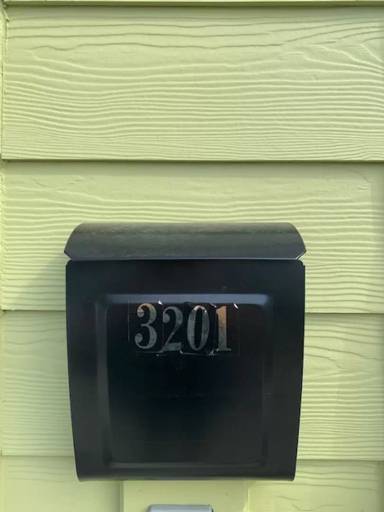Main picture of 3201 Franklin St