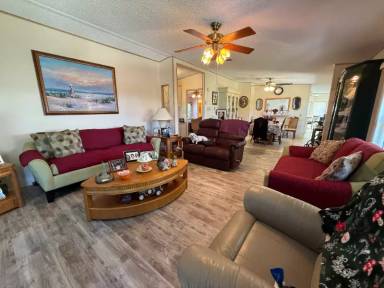 Main picture of 112 Belle Isle Cir