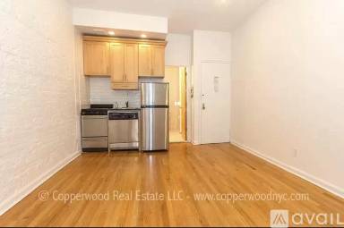 Main picture of 428 East 89th St