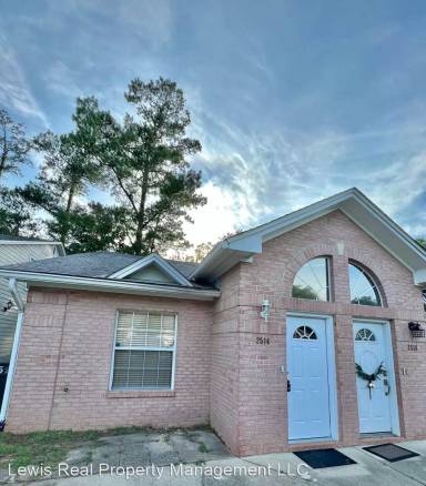 Main picture of 2514 Golden Park Ln