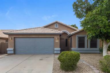Main picture of 7637 S 27th Way