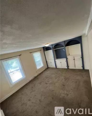 Main picture of 9 Raynes Ct