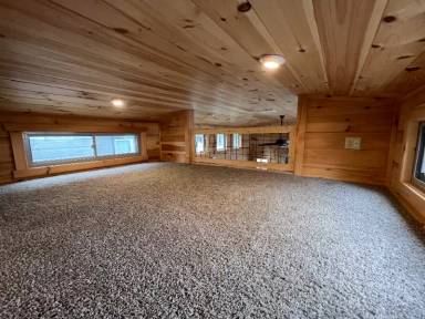 Main picture of 210 River Home Ln