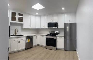 Main picture of 4019 E Desert Cactus St