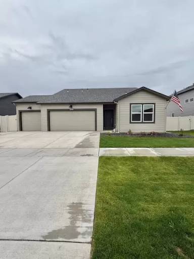 Main picture of 3121 East Brierwood Avenue - 1