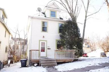 Main picture of 101 S 18th Ave E