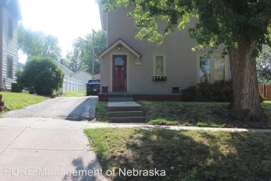 Main picture of 2727 N 65th St