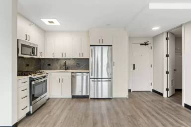 Main picture of 2112 W Ogden Ave