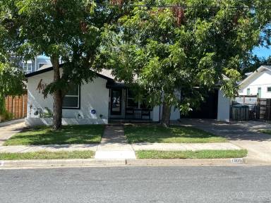 Main picture of 1909 Frazier Ave