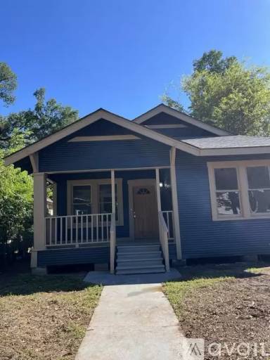 Main picture of 2325 Darien St