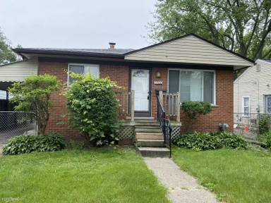 Main picture of 1760 E Harry Ave