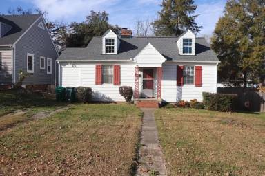 Main picture of 2628 Kenwood Ave