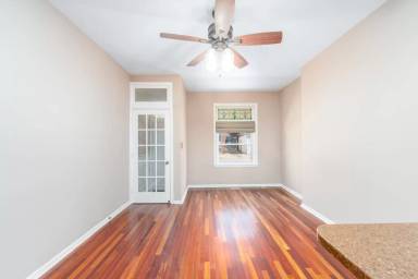 Main picture of 3131 Dillon St