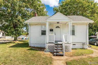 Main picture of 2252 Dawes Pl