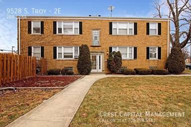 Main picture of 9520-28 S Troy Ave