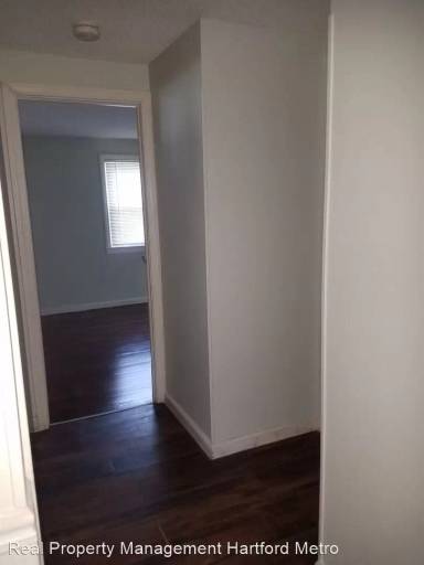 Main picture of 96 Henry St