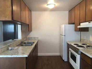 Main picture of 112 N San Francisco St