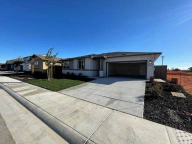 Main picture of 567 Nathaniel Ave
