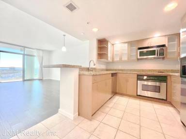 Main picture of Azzurra Condos