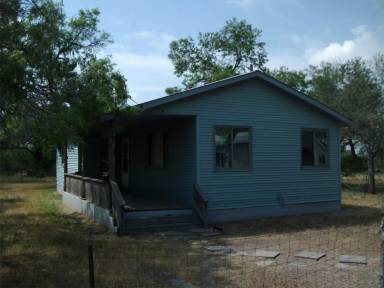 Main picture of 1104 County Road 255