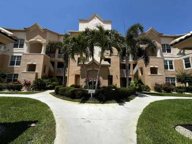 Main picture of Waterford at Lexington Condominiums