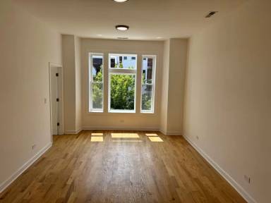 Main picture of 1634 W 21st St