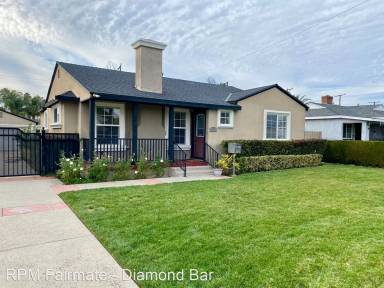 Main picture of 631 S Vanderwell Ave