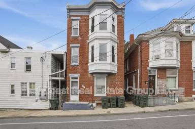 Main picture of 207 N Mulberry St
