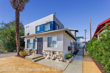 Main picture of 3005 S Normandie Ave