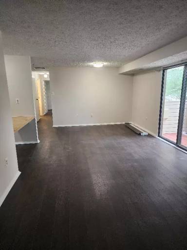 Main picture of 12421 Hickory Tree Way