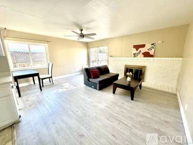 Main picture of 25385 Calaroga Ave