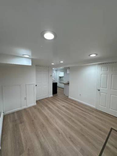 Main picture of 27 McElwain Ave