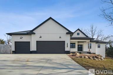 Main picture of 2939 Diamondhead Cir