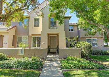 Main picture of 1608 Esplanade Cir