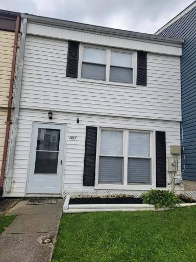 Main picture of 8817 Trimble Way