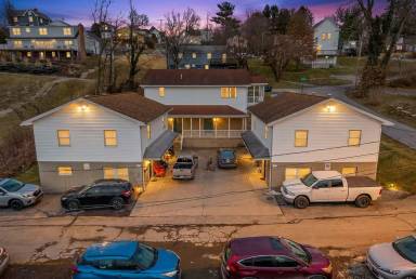 Main picture of 415 Sharon Ave