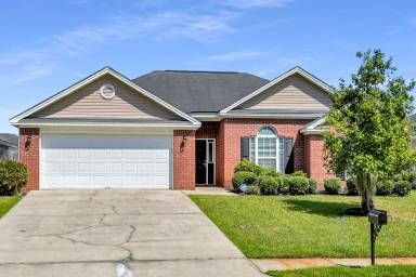 Main picture of 141 Aquinnah Dr