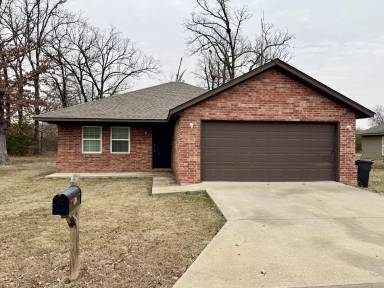 Main picture of 604 Carson Rd
