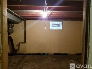 Main picture of 7904 S Kimbark Ave