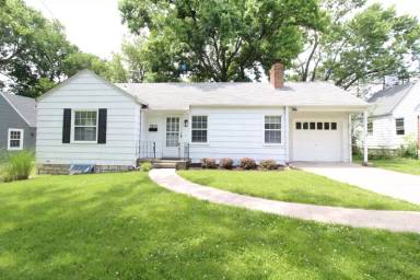 Main picture of 5212 Sherwood Dr