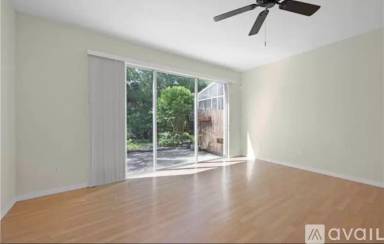 Main picture of 15583 Marcello Cir