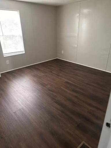 Main picture of 4451 Goldfinch Way
