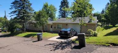 Main picture of 1540 N 7th Ave E