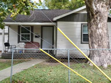 Main picture of 6702 Locust St